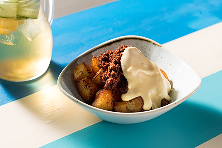 パタータスブラバス Patatas Bravas