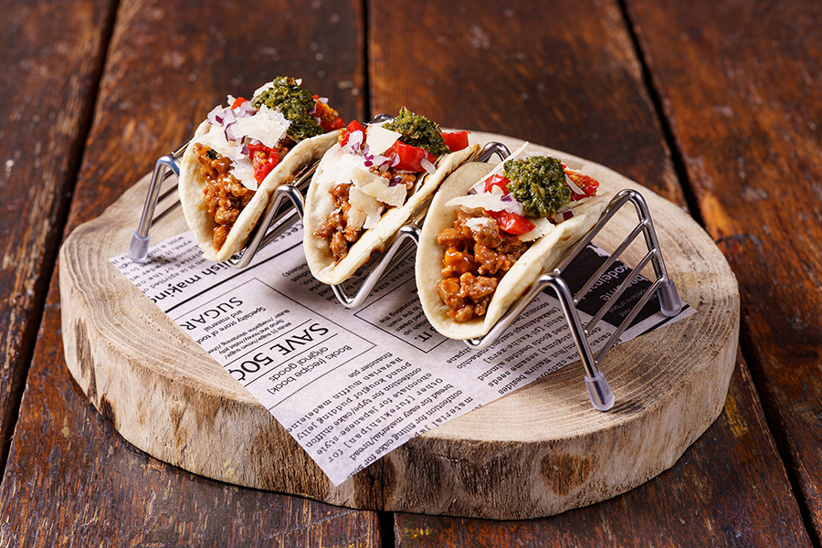 HOMEMADE TORTILLA TACOS WITH WILD BOAR（APPETZER）